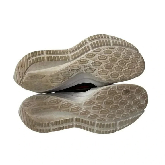 Nike Todos mens 9 white black + red sneakers - Picture 9 of 9